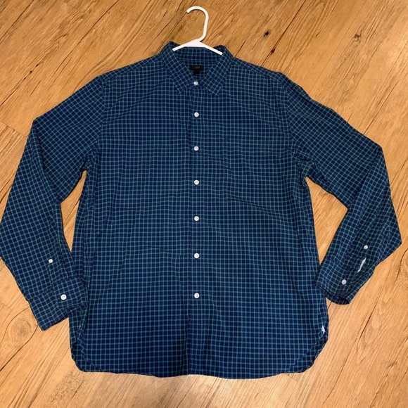 J. Crew Other - J. Crew plaid button down shirt